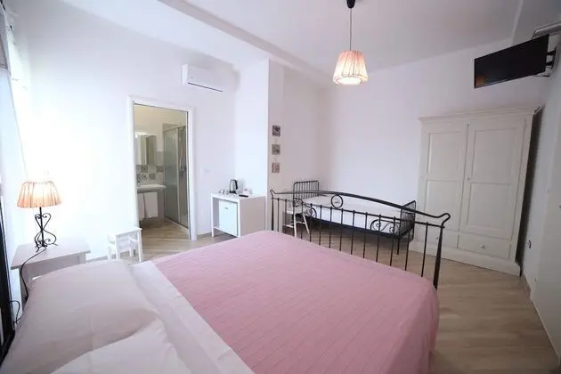 Standard Üç Kişilik Oda
