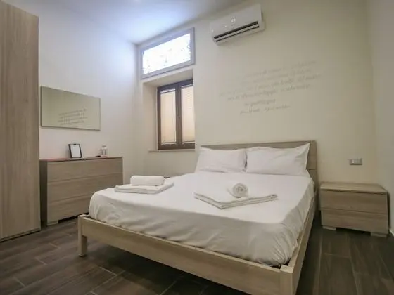 Classic Tek Büyük Yataklı Oda (Procida)