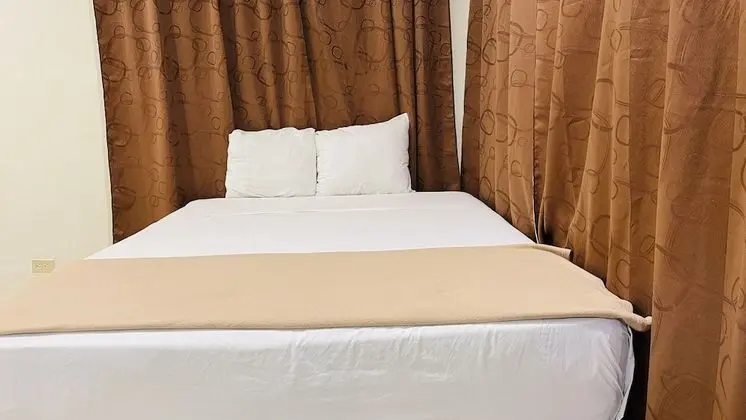Basic Tek Büyük Yataklı Oda