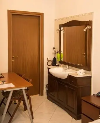 Superior Tek Büyük Yataklı Oda, Banyolu/Duşlu