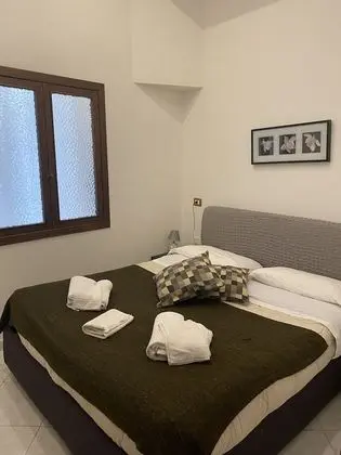 Tek Büyük Yataklı Oda, Balkon (With external bathroom)