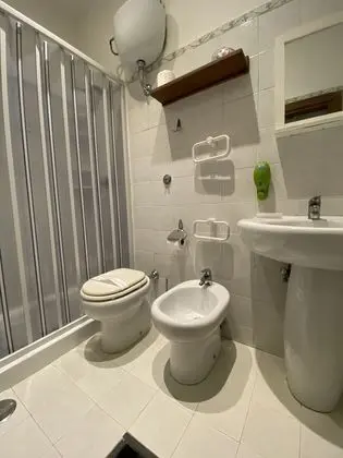 Tek Büyük Yataklı Oda, Balkon (With external bathroom)