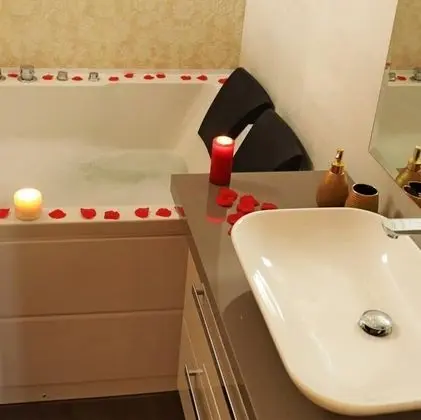 Deluxe Tek Büyük Yataklı Oda, Banyolu/Duşlu