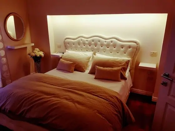 Deluxe Tek Büyük Yataklı Oda, Banyolu/Duşlu