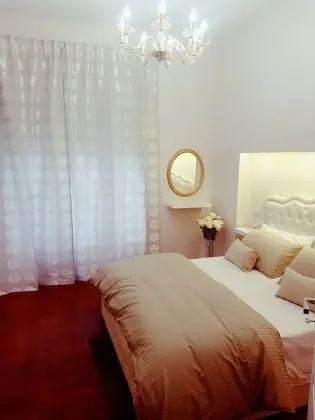 Deluxe Tek Büyük Yataklı Oda, Banyolu/Duşlu