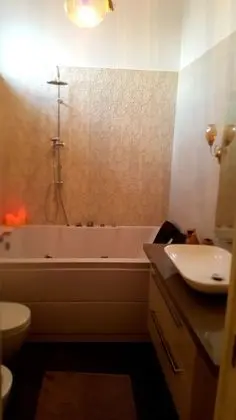 Deluxe Tek Büyük Yataklı Oda, Banyolu/Duşlu