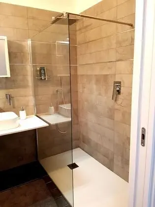 Tek Büyük Yataklı Oda, Özel Banyo