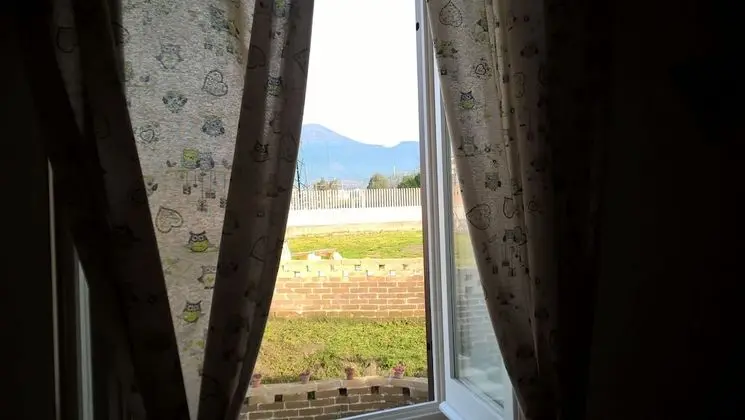 Dört Kişilik Oda, Dağ Manzaralı
