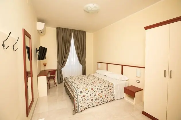 Tek Büyük veya İki Ayrı Yataklı Oda