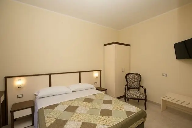 Tek Büyük veya İki Ayrı Yataklı Oda