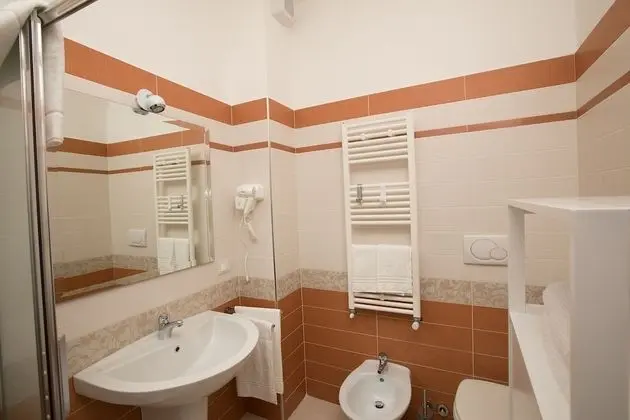 Tek Büyük veya İki Ayrı Yataklı Oda