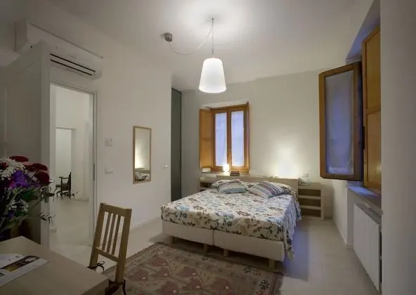 Tek Büyük veya İki Ayrı Yataklı Oda