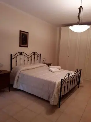 Tek Büyük veya İki Ayrı Yataklı Oda, Dağ Manzaralı