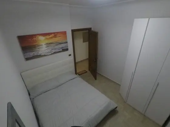 Tek Büyük Yataklı Oda, Ortak Banyo