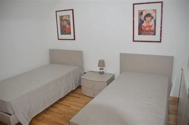 Tek Büyük veya İki Ayrı Yataklı Oda