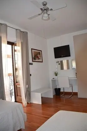Tek Büyük veya İki Ayrı Yataklı Oda