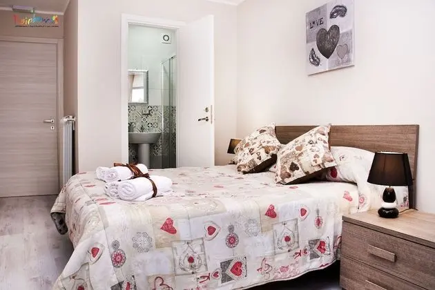 Deluxe Tek Büyük Yataklı Oda (Salita San Paolo)