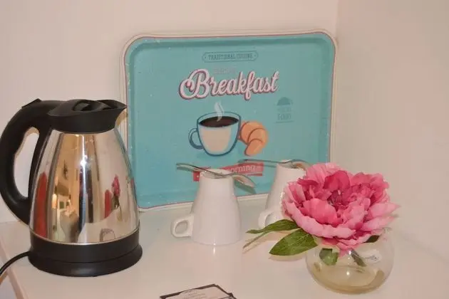 Tek Büyük Yataklı Oda, Ortak Banyo