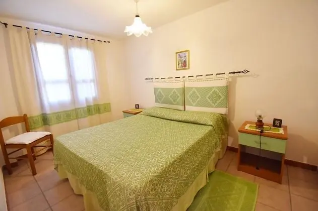 Tek Büyük Yataklı Oda (Verde)