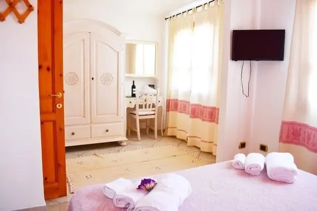 Tek Büyük Yataklı Oda (Viola)