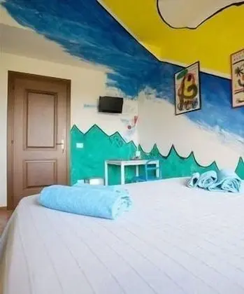 Standard Tek Büyük Yataklı Oda