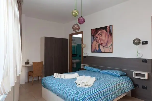 Tek Büyük Yataklı Oda