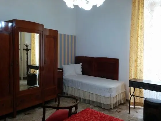 Classic Üç Kişilik Oda