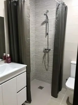Tek Büyük Yataklı Oda, 3 Tek Kişilik Yatak, Özel Banyo