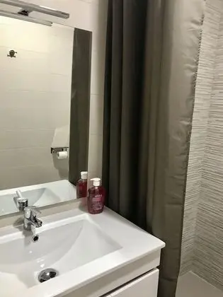 Tek Büyük Yataklı Oda, 3 Tek Kişilik Yatak, Özel Banyo