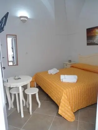 Standard Tek Büyük Yataklı Oda