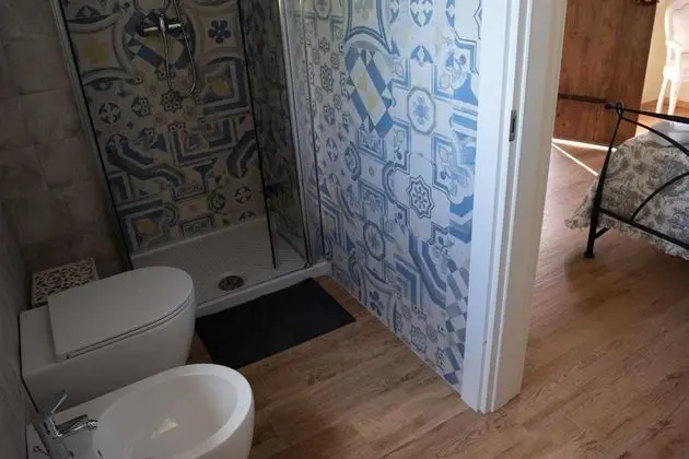 Deluxe Tek Büyük Yataklı Oda, Tepe Manzaralı (Private access )