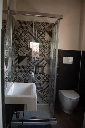 Deluxe Tek Büyük Yataklı Oda, Tepe Manzaralı (Private access )