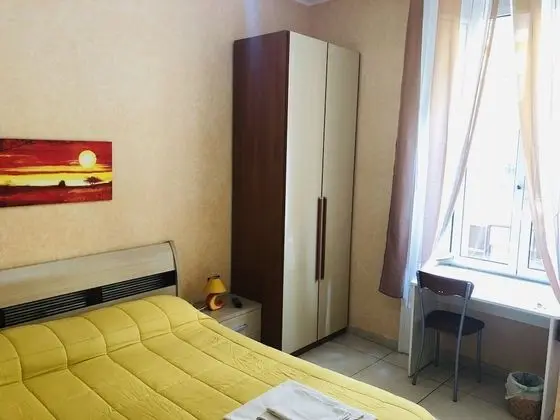 Tek Büyük Yataklı Oda