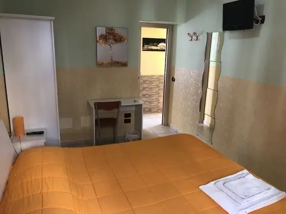 Tek Büyük Yataklı Oda