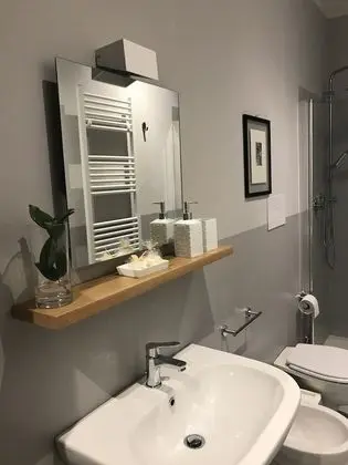 Tek Kişilik Oda (Private External Bathroom - Mariù)