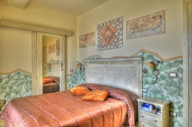 Tek Büyük veya İki Ayrı Yataklı Oda, Balkon