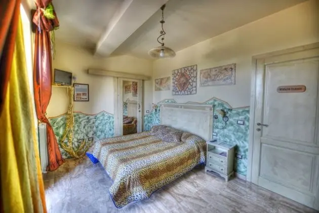 Tek Büyük veya İki Ayrı Yataklı Oda, Balkon