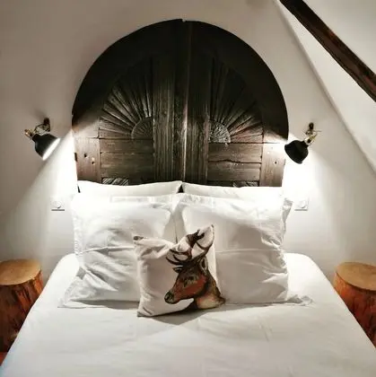 Tek Büyük Yataklı Oda (La Coursive)