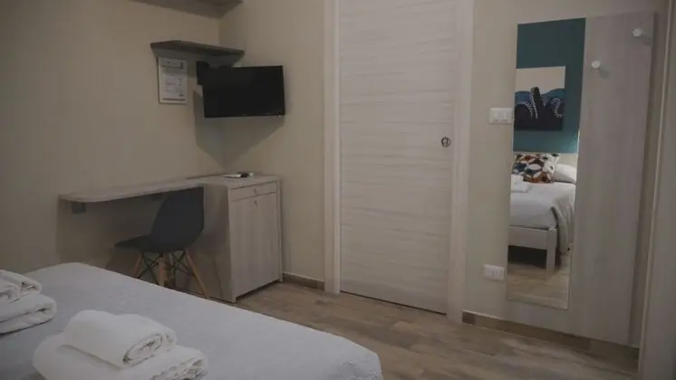 Comfort Tek Büyük Yataklı Oda