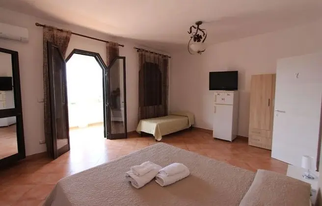 Family Üç Kişilik Oda