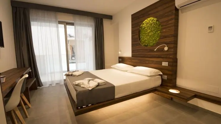 Deluxe Tek Büyük Yataklı Oda, Balkon (Wasabi)
