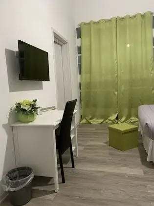 Basic Tek Büyük veya İki Ayrı Yataklı Oda, Engellilere Uygun, Zemin Kat