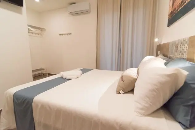 Tek Büyük veya İki Ayrı Yataklı Oda, Özel Banyo