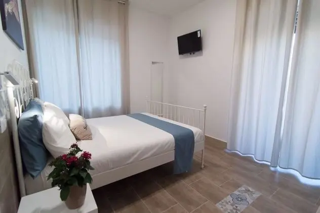 Tek Büyük veya İki Ayrı Yataklı Oda, Özel Banyo