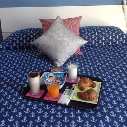 Deluxe Dört Kişilik Oda