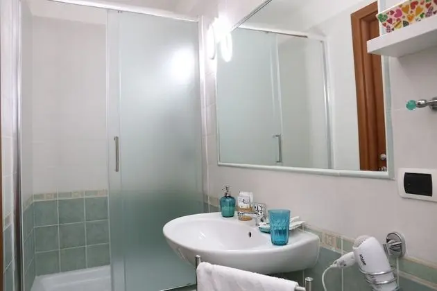 Deluxe Dört Kişilik Oda