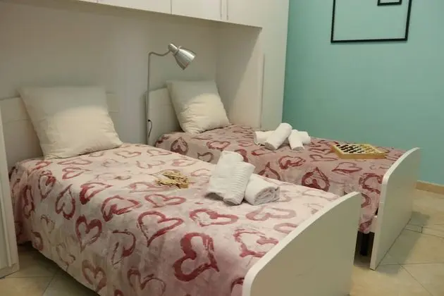 Economy Tek Büyük veya İki Ayrı Yataklı Oda