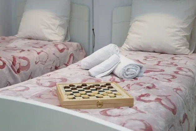 Economy Tek Büyük veya İki Ayrı Yataklı Oda