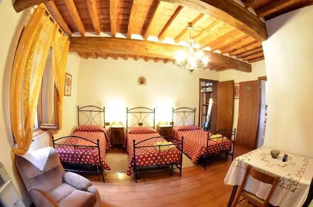 Classic Üç Kişilik Oda