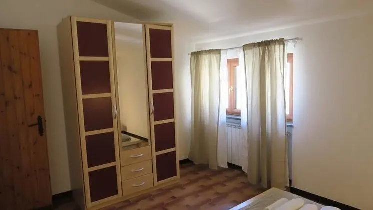 Basic Tek Büyük Yataklı Oda